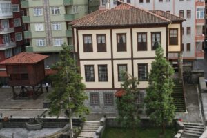 Rize Müzesi 19. Yüzyılda inşa edilen ve 1998 Yılından beri müze olarak hizmet veren bir yerdir.